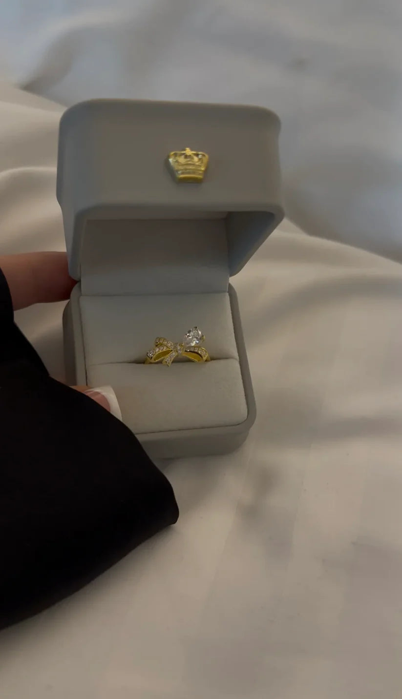 Gold Princess Bow Ring