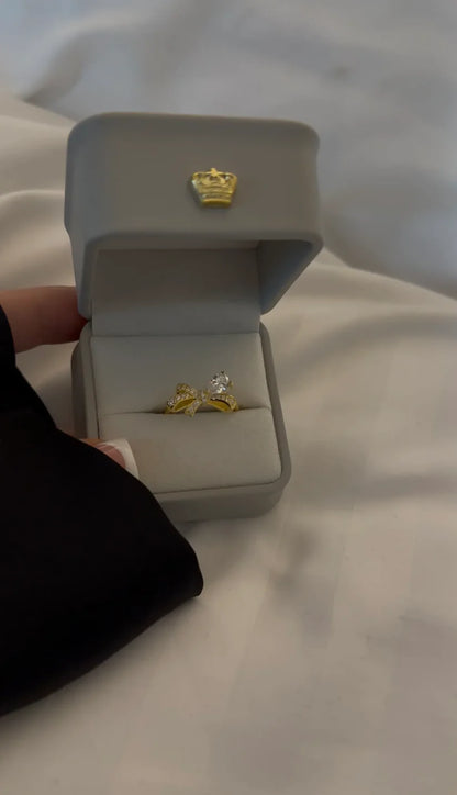 Gold Princess Bow Ring